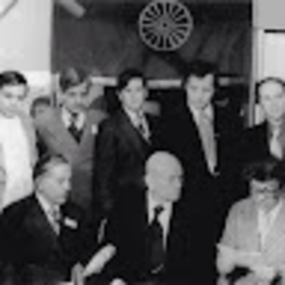 Meet your Posher, Romale